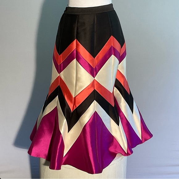 Serafina Sz 14 2 Piece Satin Suit Striking Colorful Zigzag Pattern Flared Skirt - Picture 9 of 16